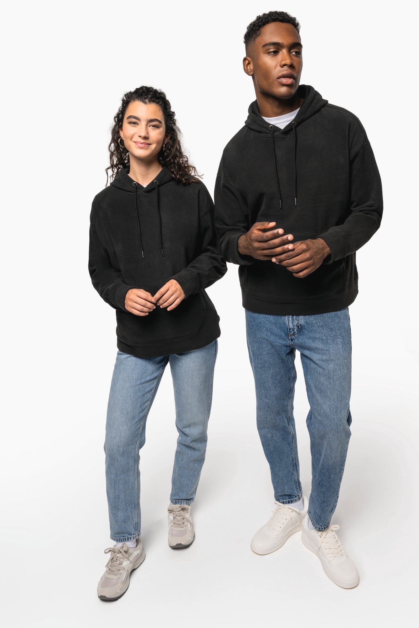 K949 - Felpa unisex con cappuccio oversize in pile riciclato
