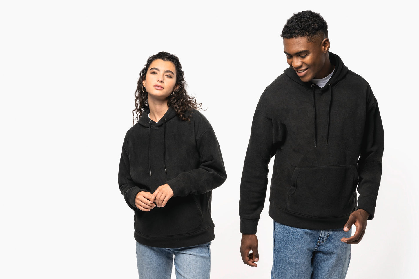 K949 - Felpa unisex con cappuccio oversize in pile riciclato
