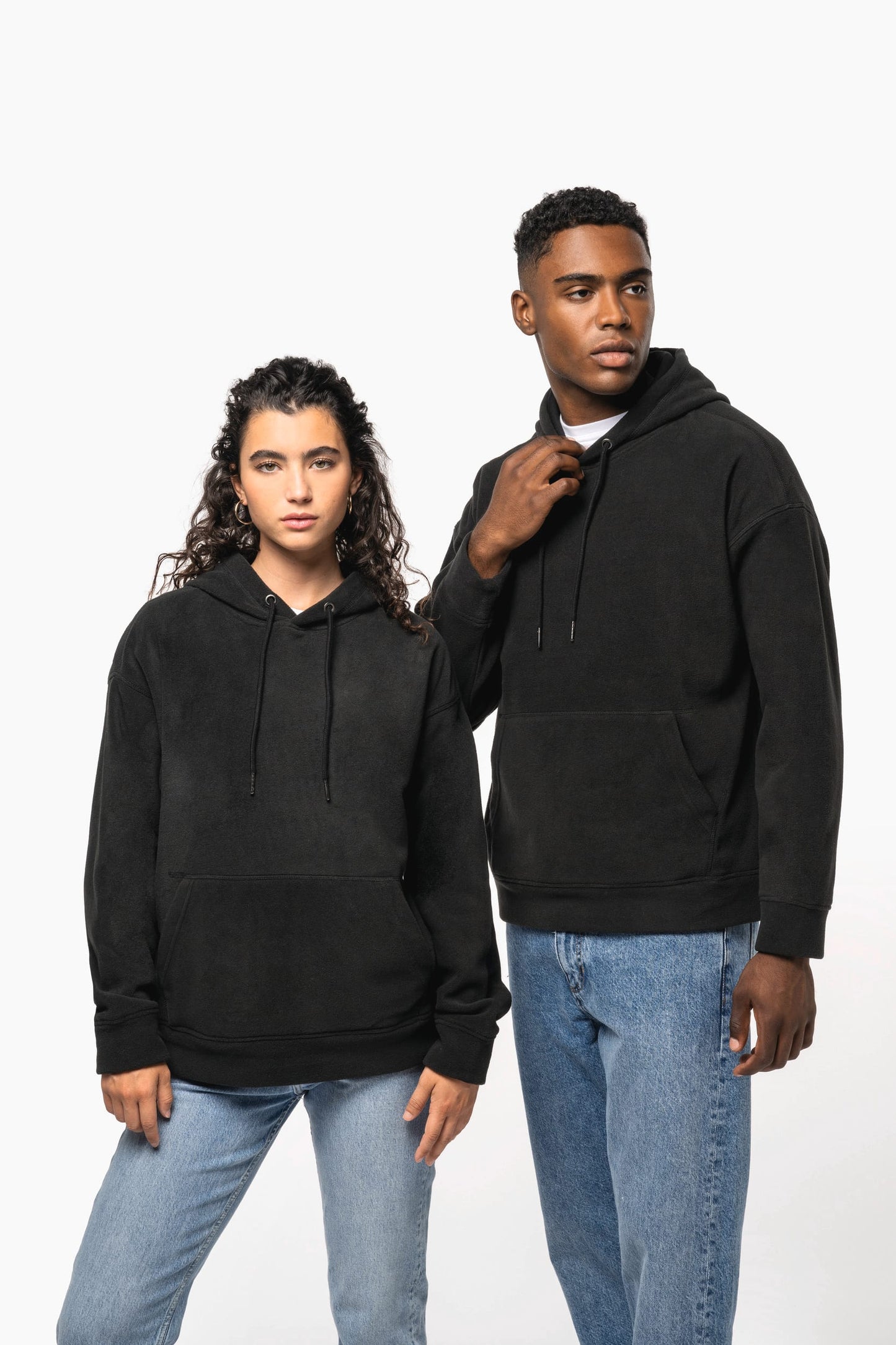 K949 - Felpa unisex con cappuccio oversize in pile riciclato