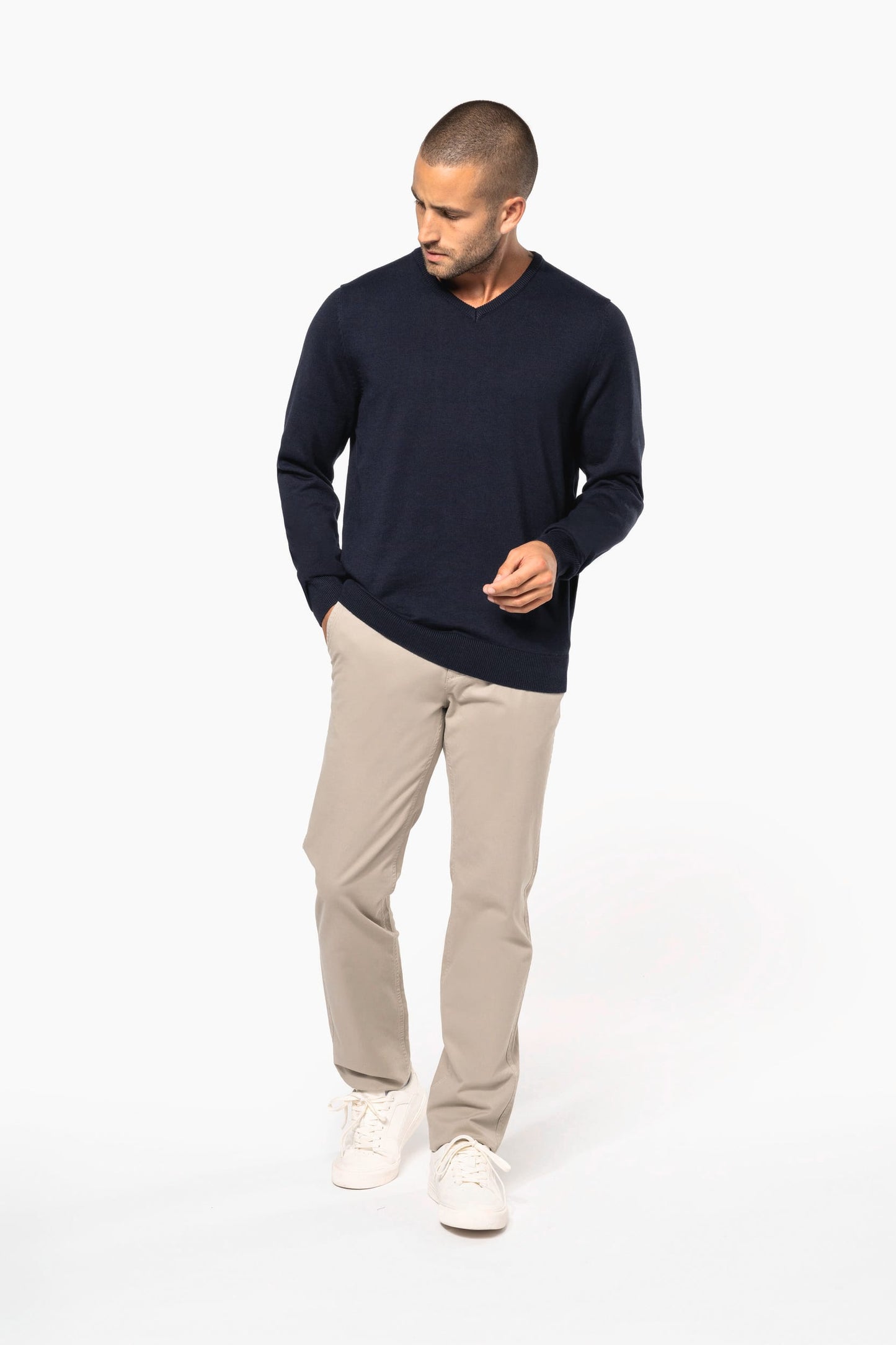 K965 - Maglione uomo scollo a V