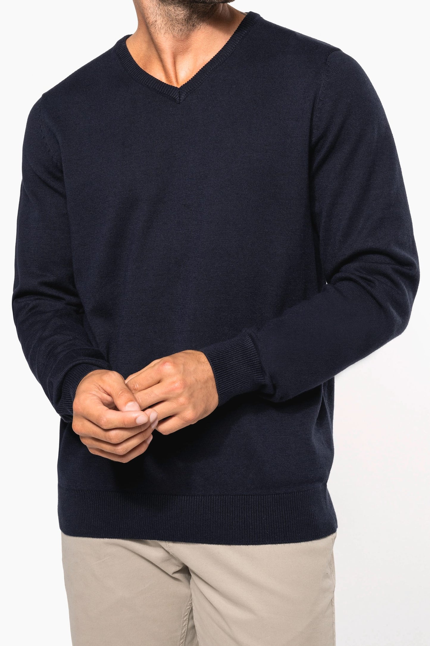 K965 - Maglione uomo scollo a V