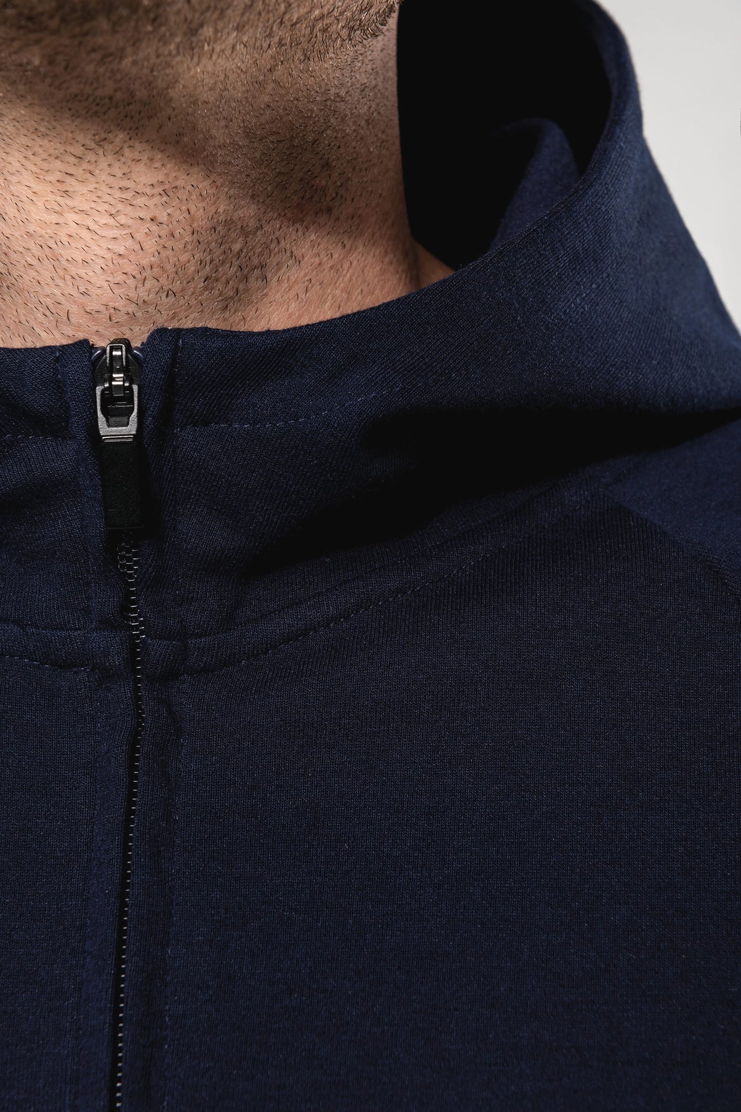 PK400 - Felpa uomo con zip e cappuccio