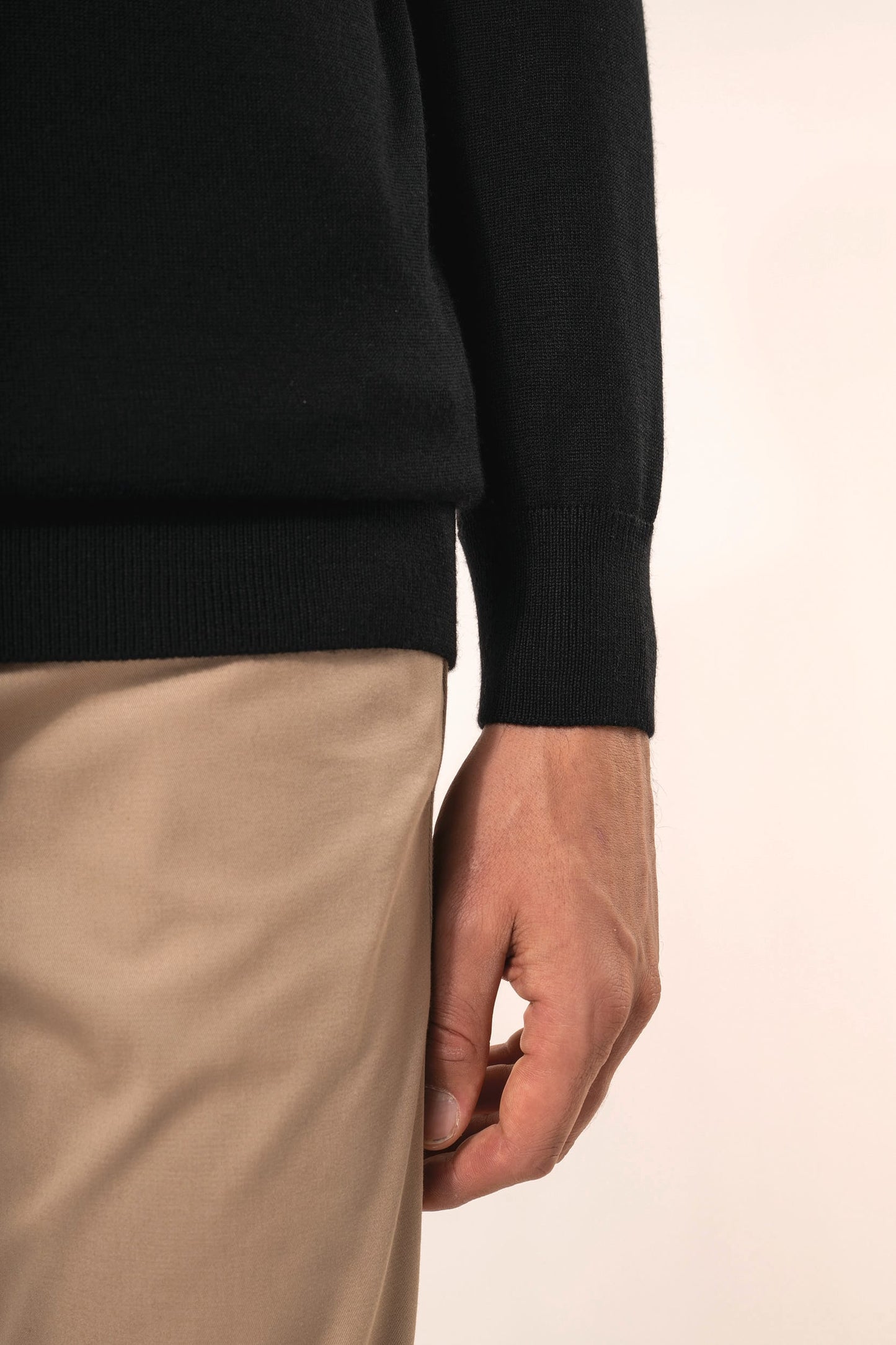 PK910 - Pullover uomo Merino con scollo a V