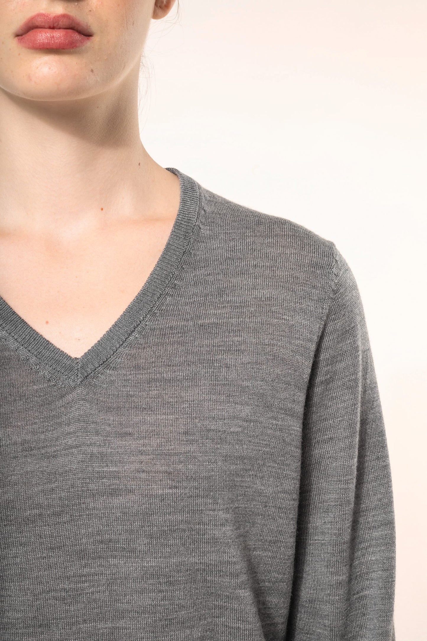 PK911 - Pullover donna Merino con scollo a V